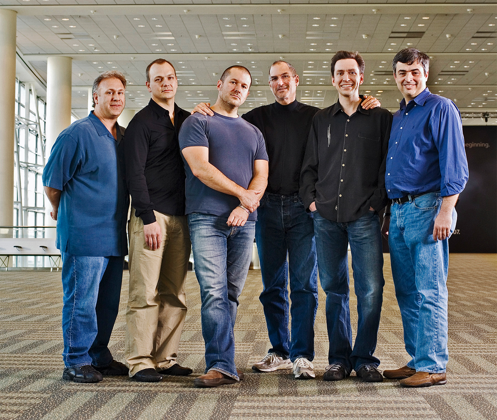 Tony Fadell, Steve Jobs, Jonathan Ive, Scott Forstall, Edy Cue et Phil Schiller