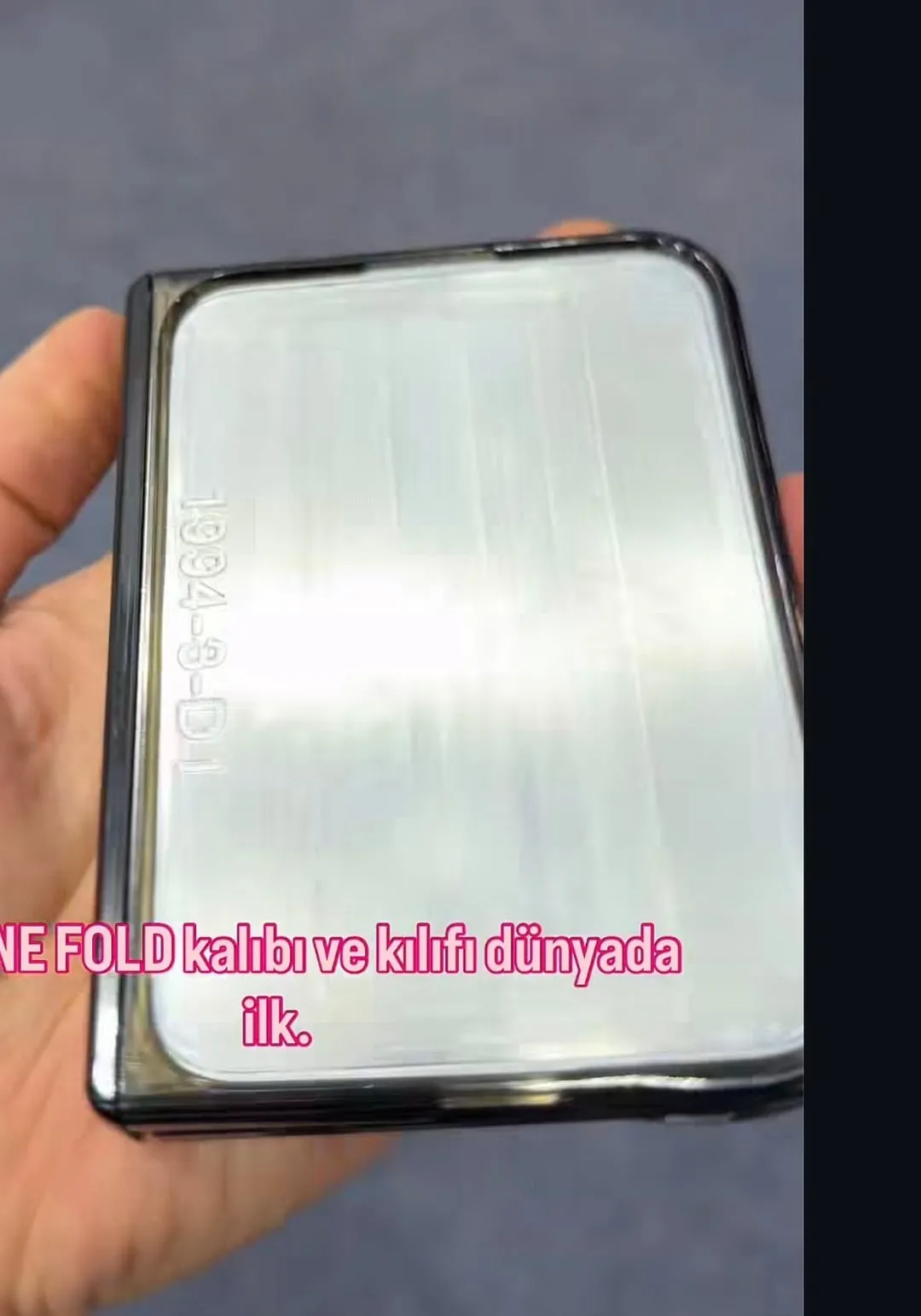 Cas présumé d'un prétendu iPhone pliable, fabriqué par une entreprise turque