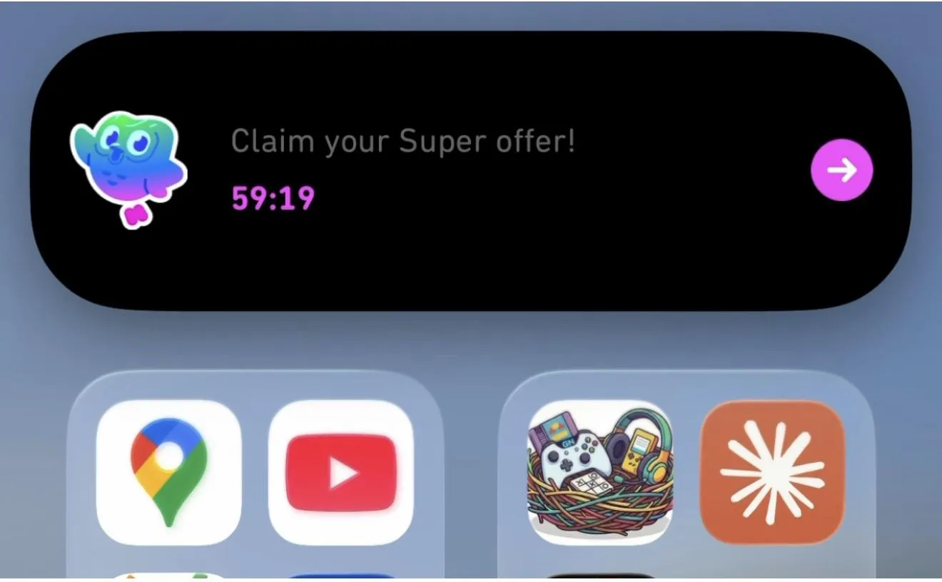 Duolingo mostrando publicidad en la Dynamic Island