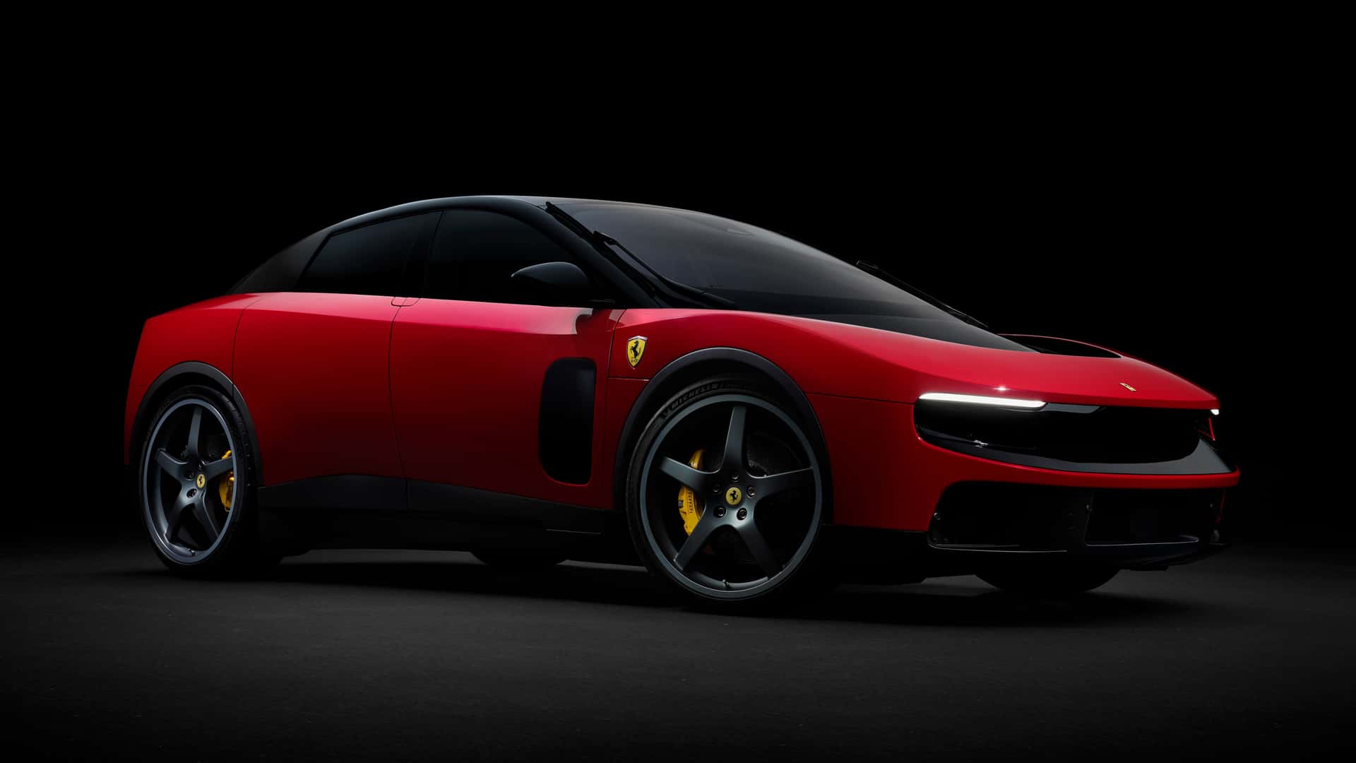Ferrari Luce, diseñado por Ive