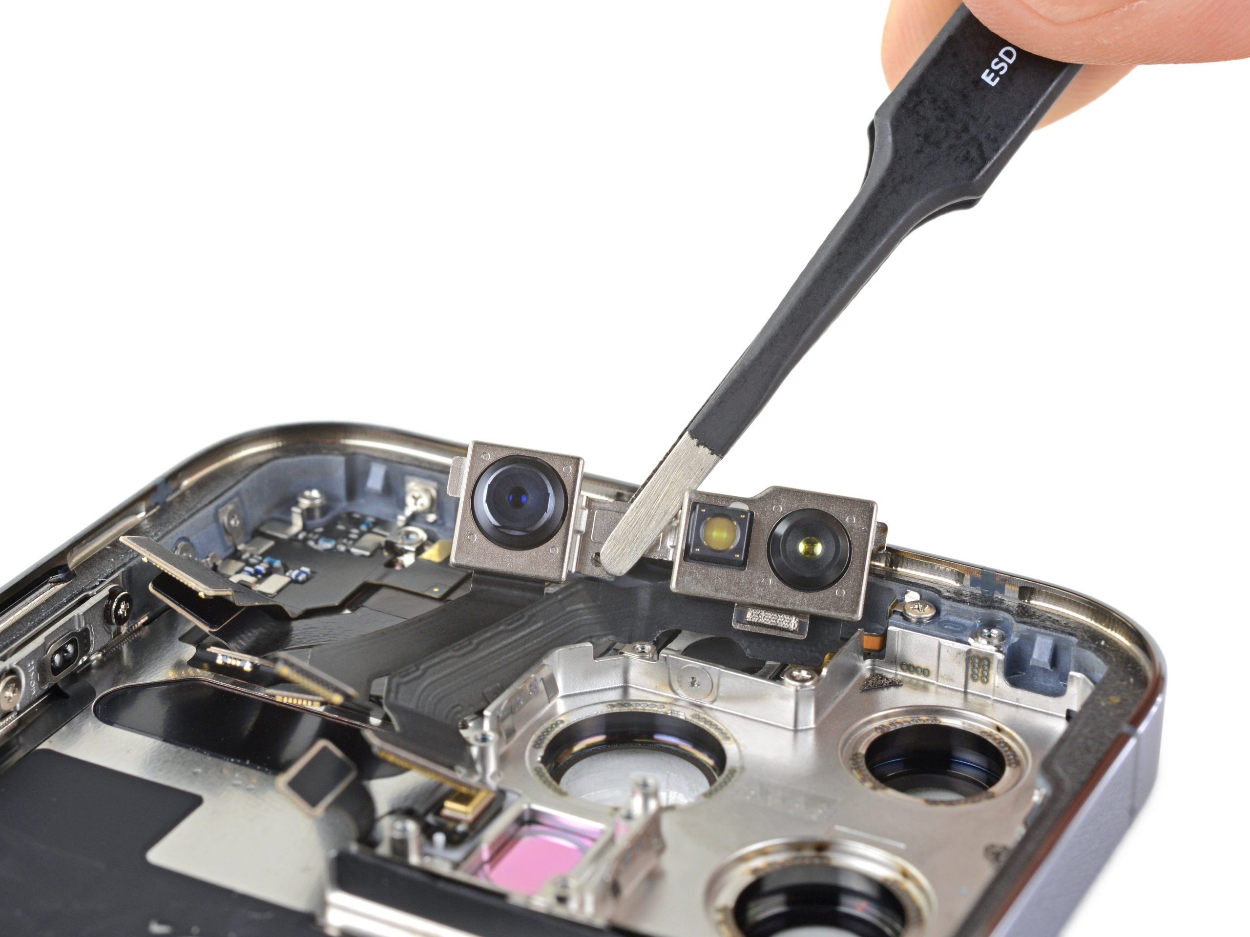 Composants TrueDepth qui rendent Face ID possible sur l'iPhone 13 Pro