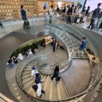 Les Apple Store se préparent à l'arrivée des premiers Mac OLED qu'Apple présentera le 28 octobre