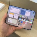 Certaines unités iPhone Duo arrivent avec un défaut de fabrication qui endommage l'écran interne avec ce motif