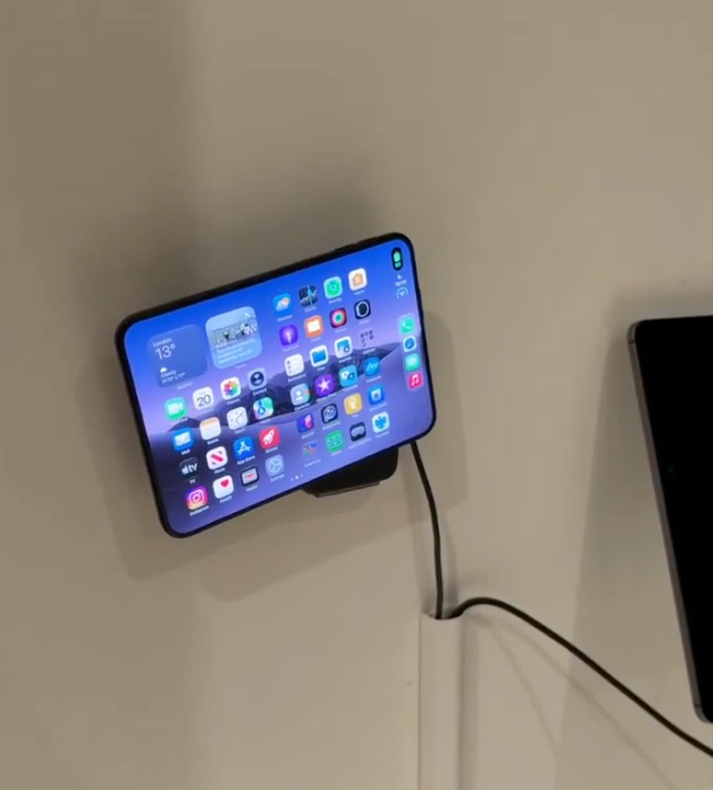 Faites attention à ce détail si vous envisagez d'utiliser l'iPhone Duo comme navigateur dans une voiture